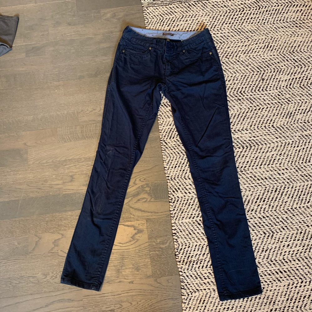 Navy blue skinny pants
